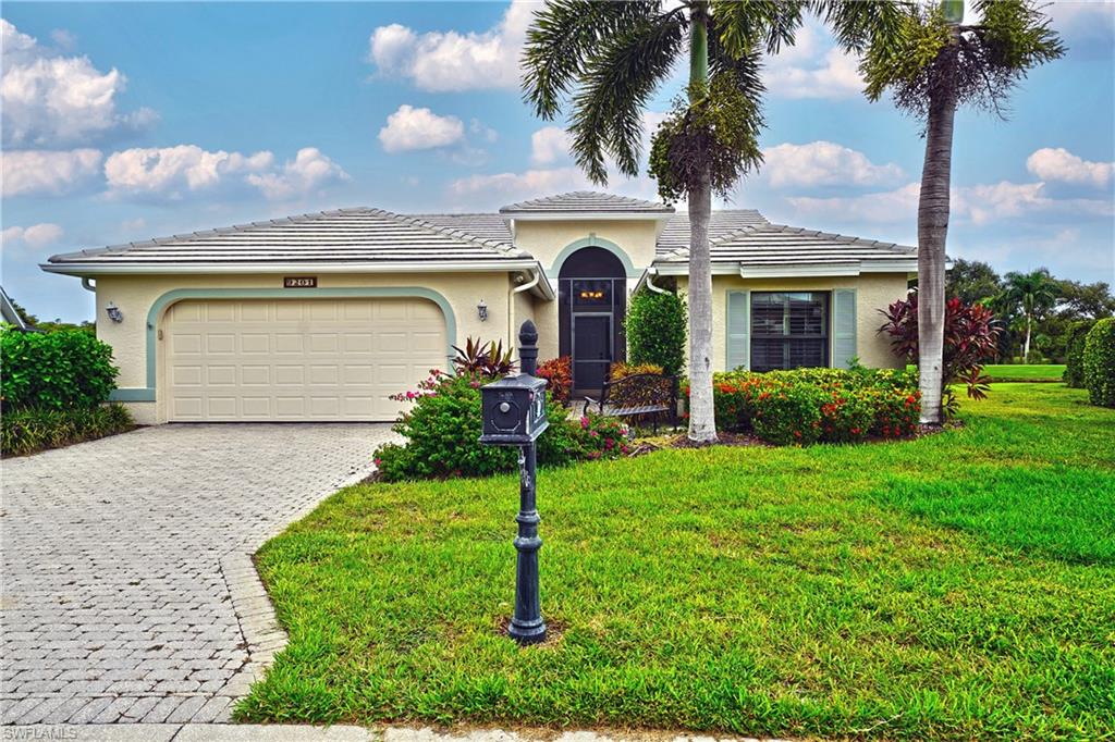 OLDE HICKORY GOLF & COUNTRY CLUB - Residential