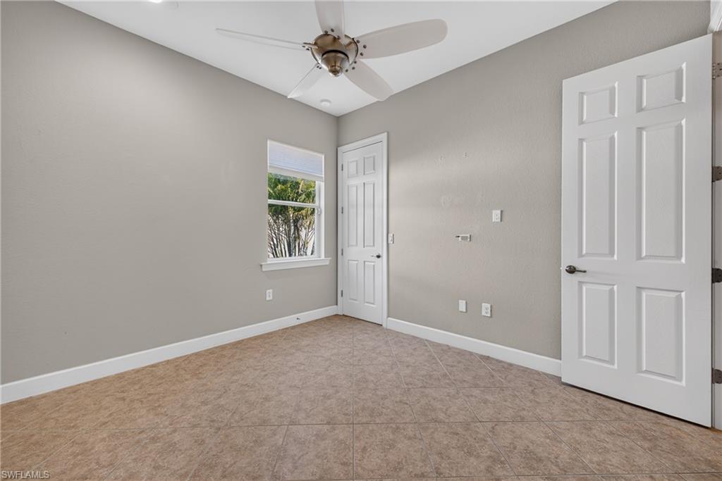 EMERSON SQUARE - Residential