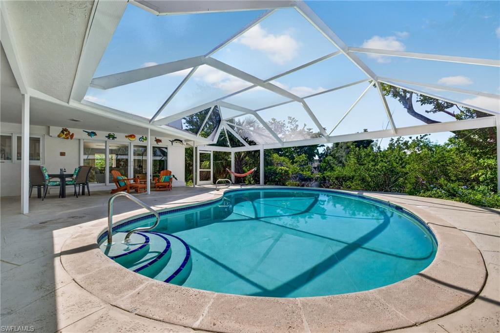 GUMBO LIMBO - Residential