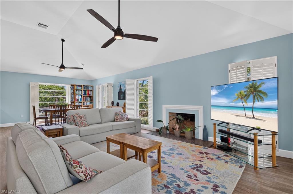 GUMBO LIMBO - Residential