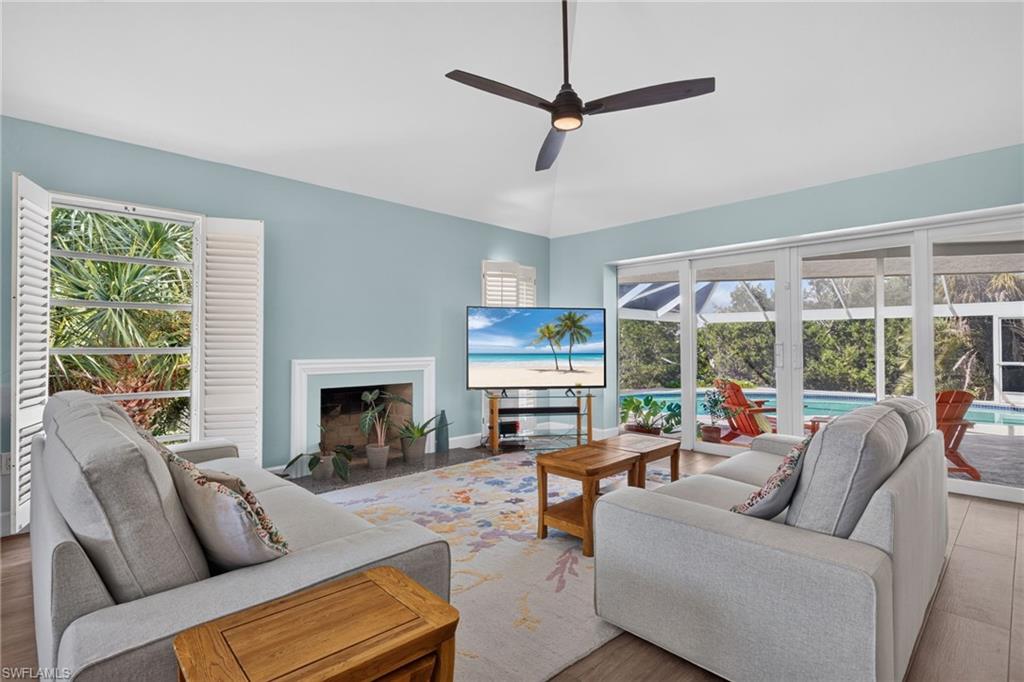 GUMBO LIMBO - Residential