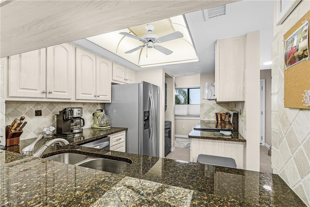 HARBOR POINT CONDO - Residential