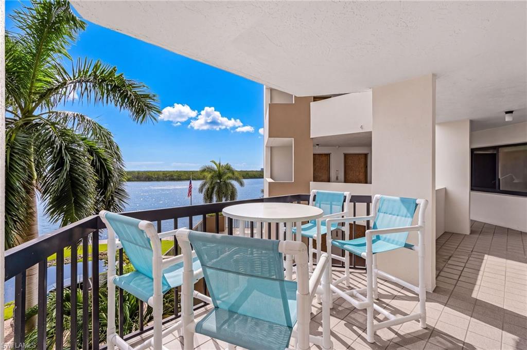 HARBOR POINT CONDO - Residential