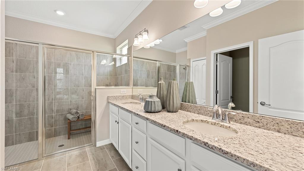 VALENCIA COUNTRY CLUB - Residential