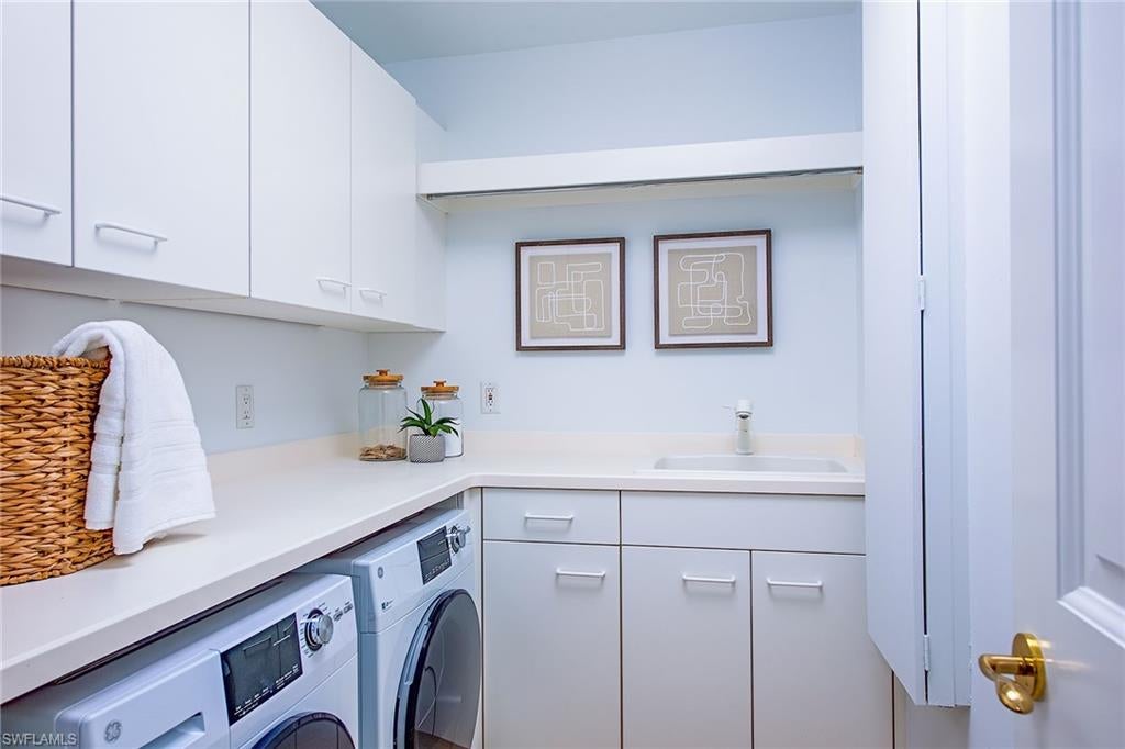 TRIESTE AT BAY COLONY - Residential