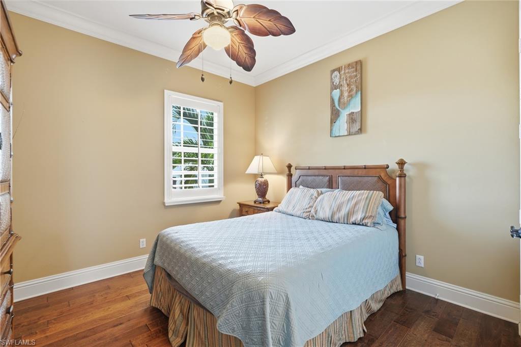 HOLIDAY HEIGHTS - Residential