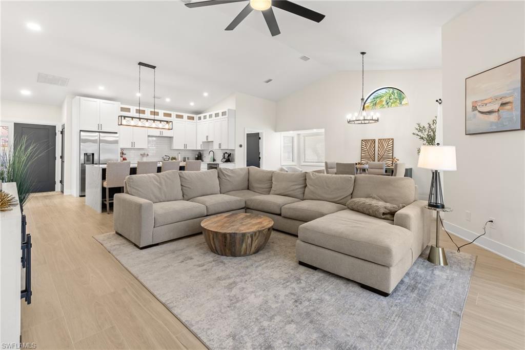 KELLY GREENS - Residential