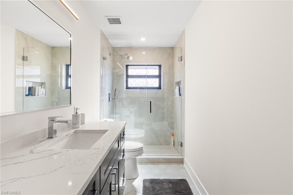 KELLY GREENS - Residential