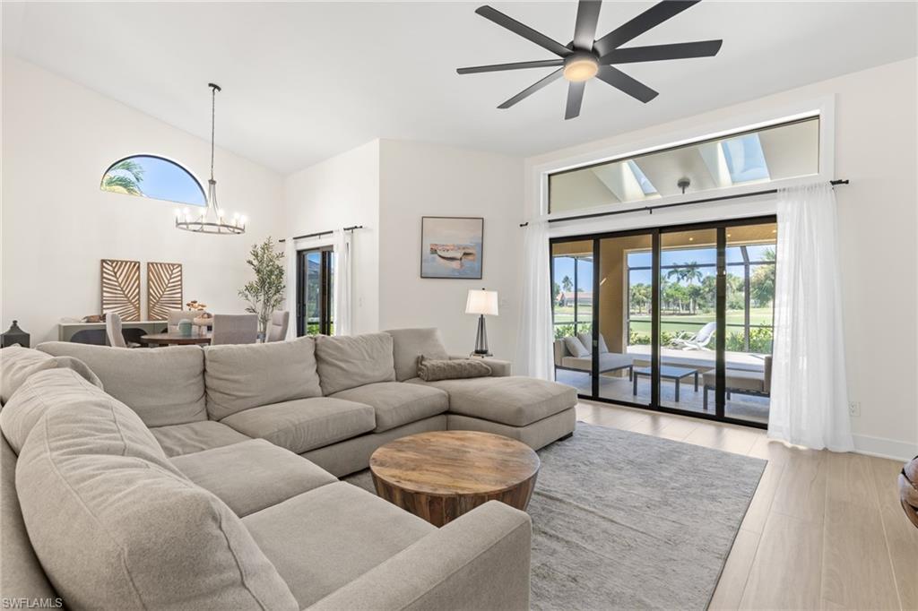 KELLY GREENS - Residential
