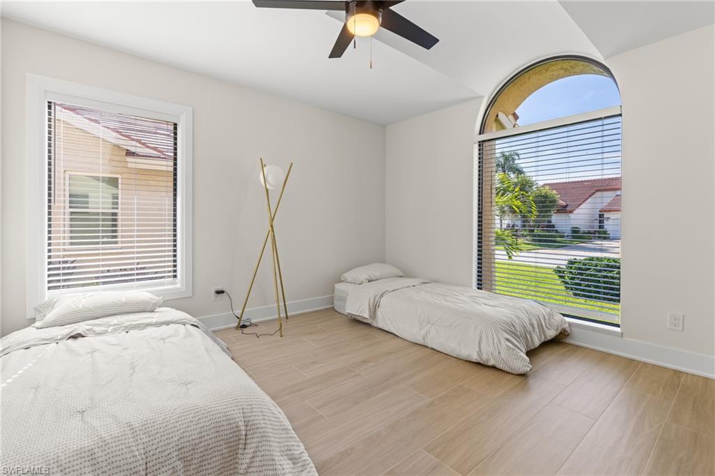 KELLY GREENS - Residential