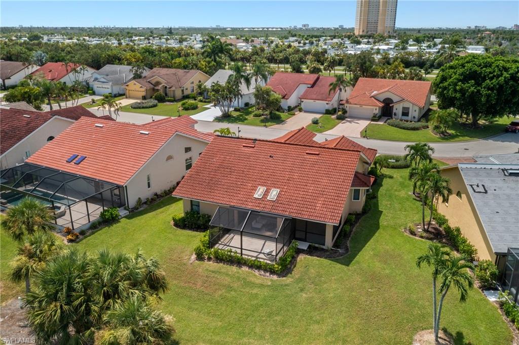 KELLY GREENS - Residential