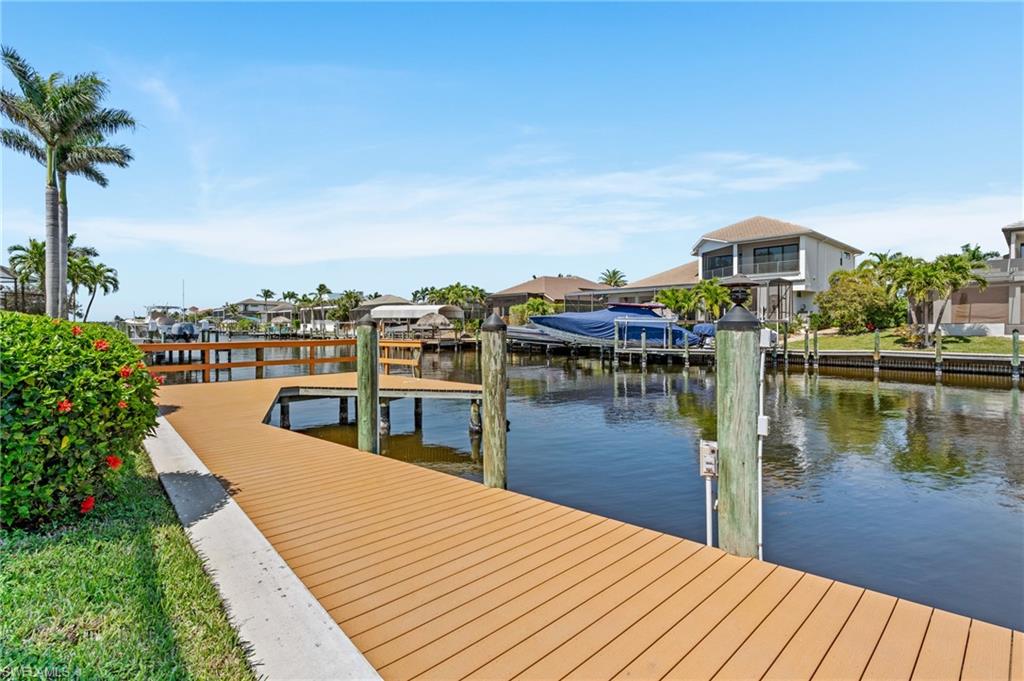 CAPE HARBOUR - Residential