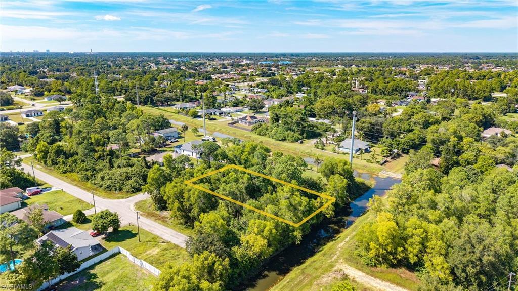 LEHIGH ACRES - Land