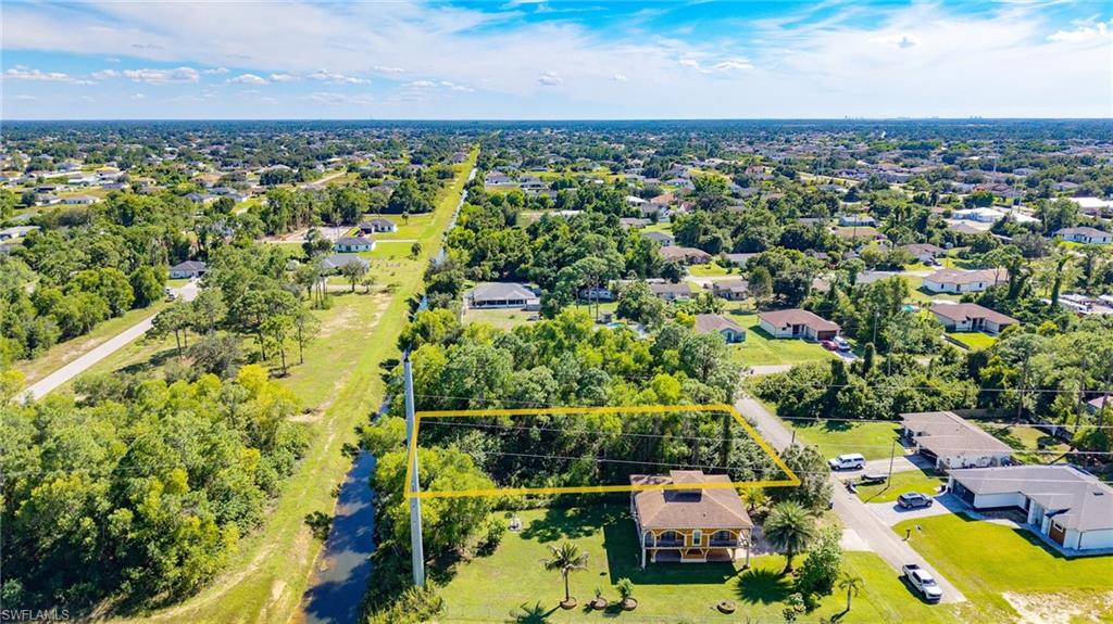 LEHIGH ACRES - Land