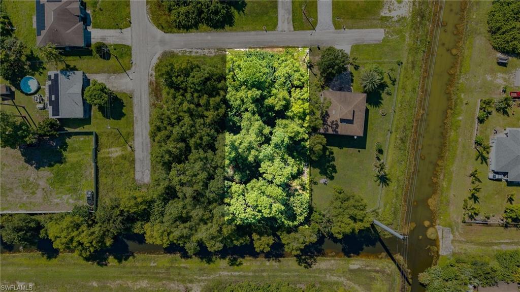 LEHIGH ACRES - Land