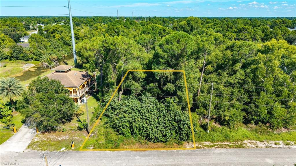 LEHIGH ACRES - Land