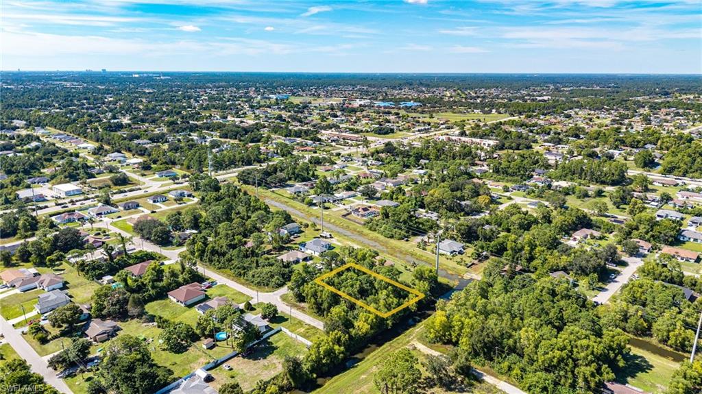 LEHIGH ACRES - Land