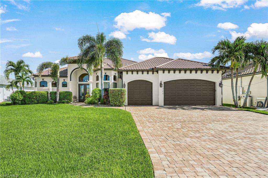 CAPE CORAL - Residential