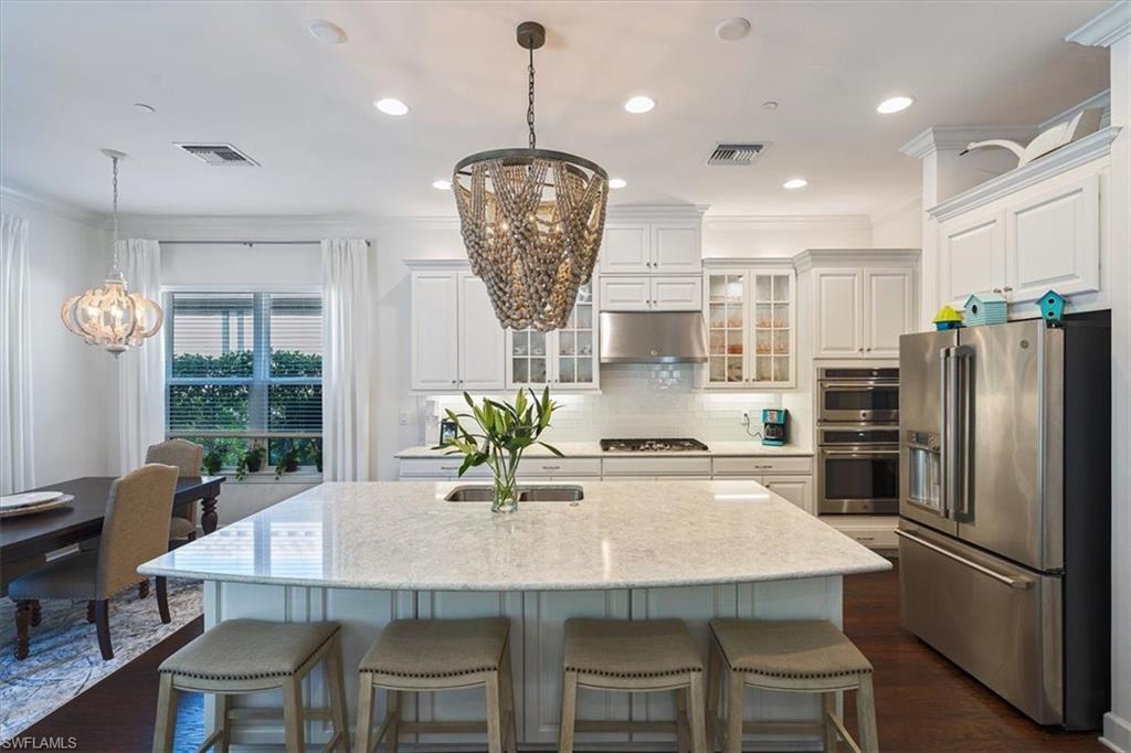 PEBBLE POINTE - Residential