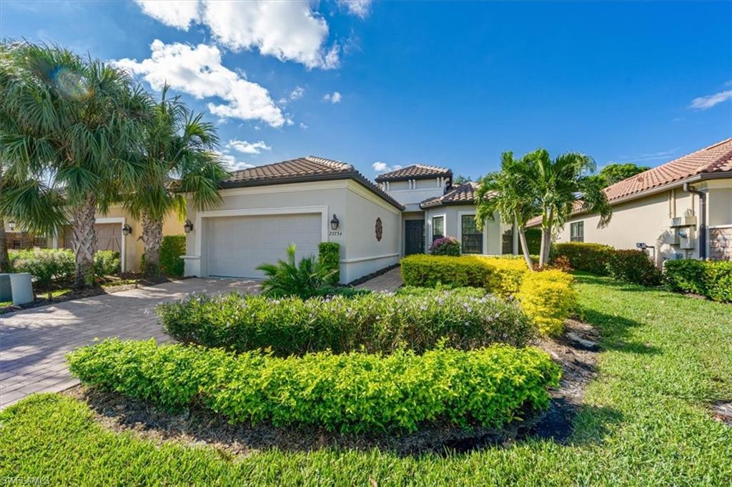 PEBBLE POINTE - Residential