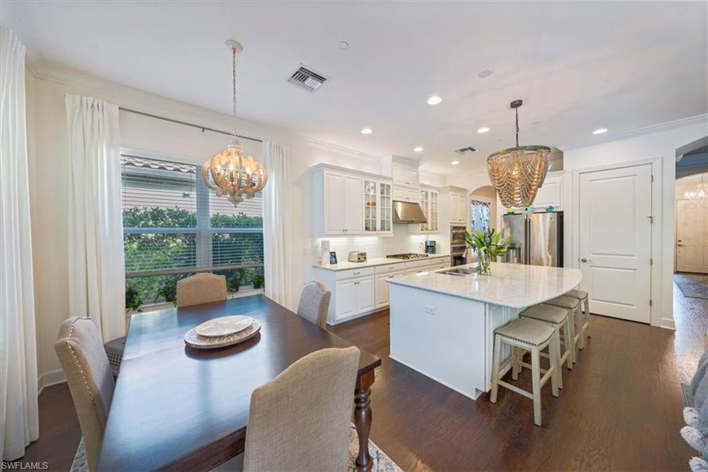 PEBBLE POINTE - Residential