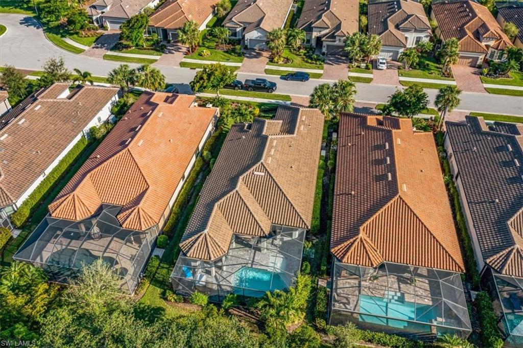 PEBBLE POINTE - Residential