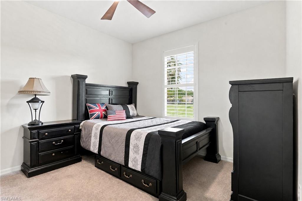 ASHTON OAKS - Residential