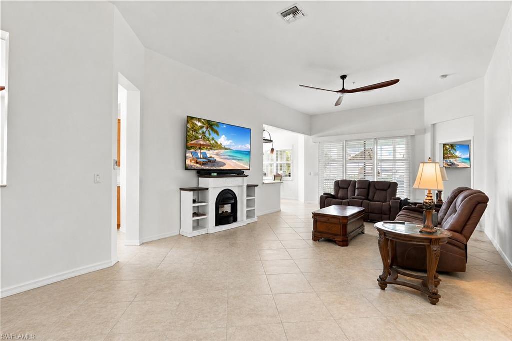 ASHTON OAKS - Residential