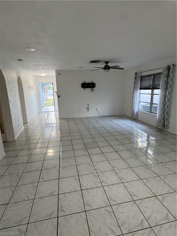 NAPLES PARK - Residential