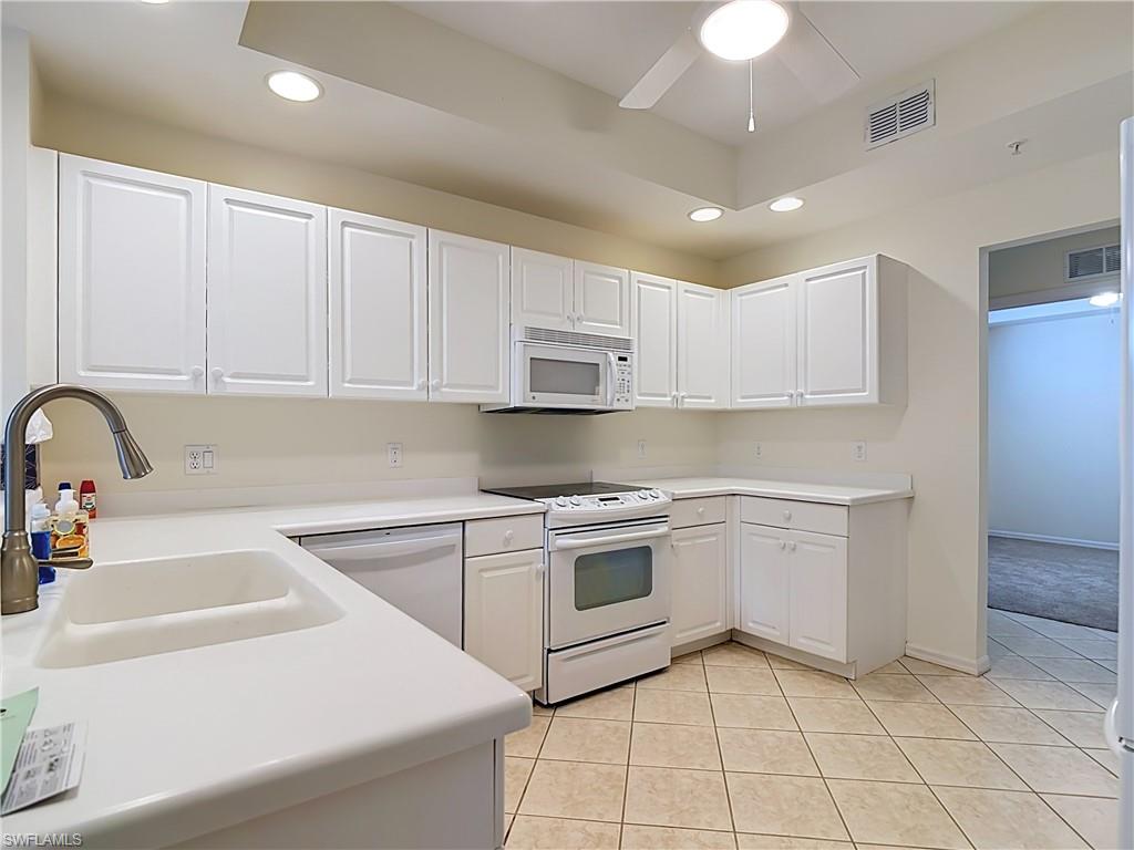 LAUREL GREENS - Residential Lease