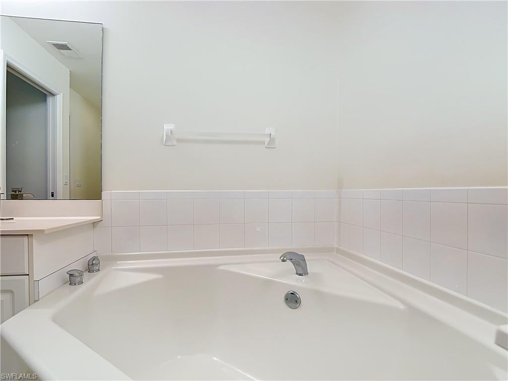 LAUREL GREENS - Residential Lease