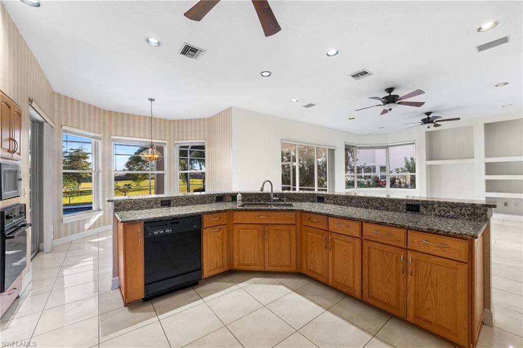 EDGEWATER - Residential