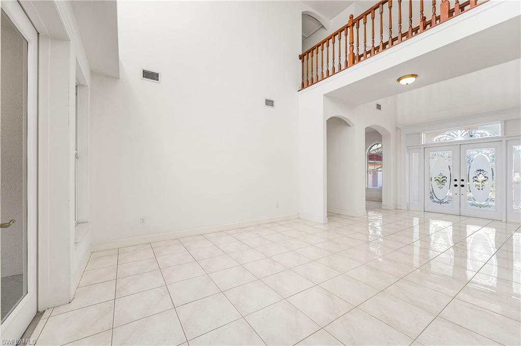 EDGEWATER - Residential