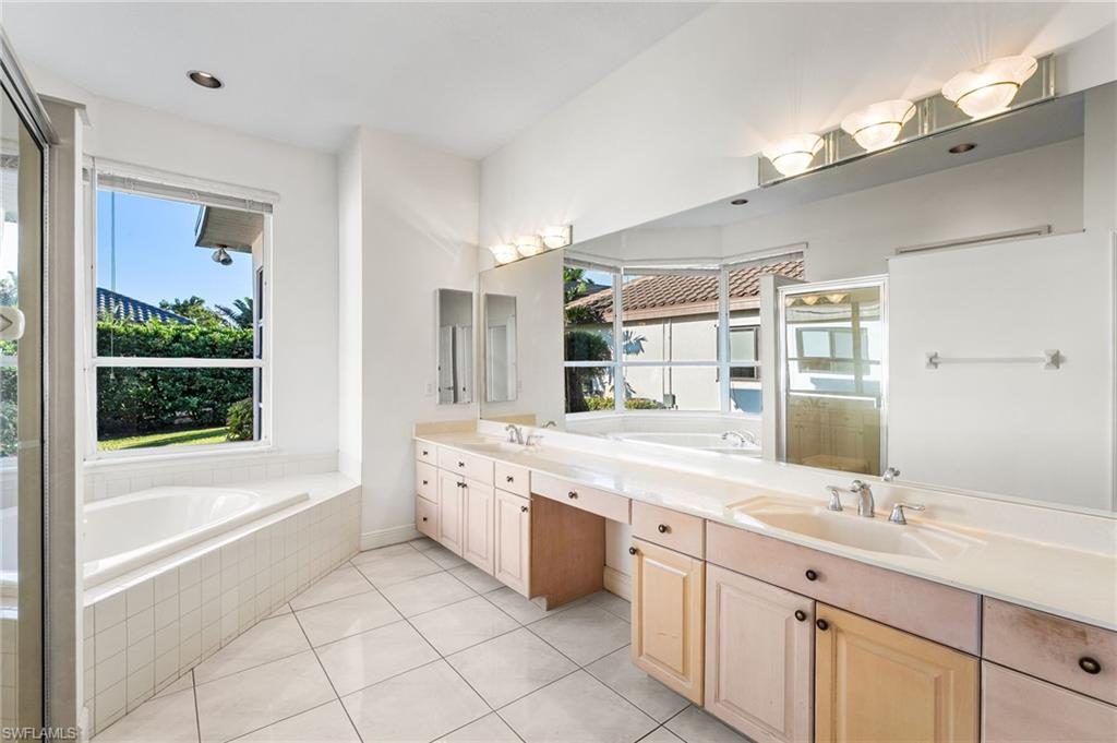 EDGEWATER - Residential
