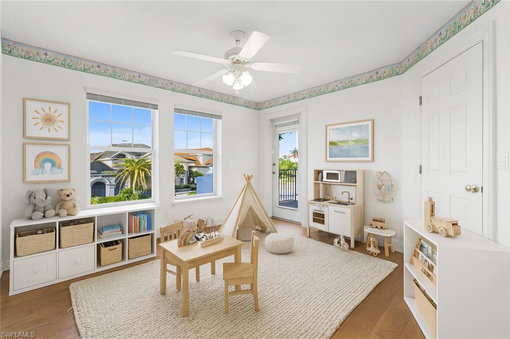 EDGEWATER - Residential