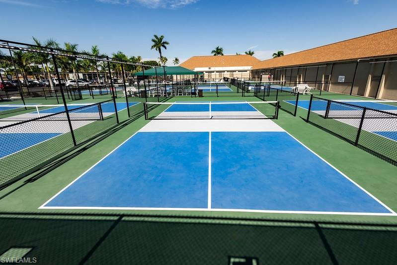 GLADES COUNTRY CLUB - Residential