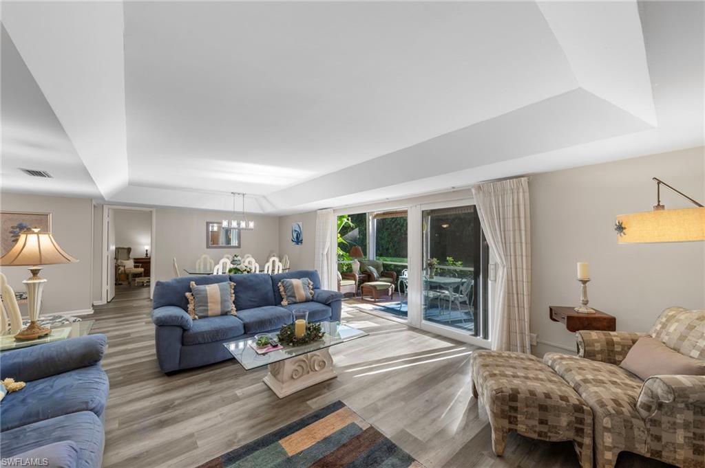 GLADES COUNTRY CLUB - Residential