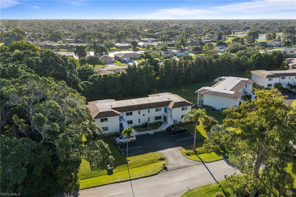 GLADES COUNTRY CLUB - Residential