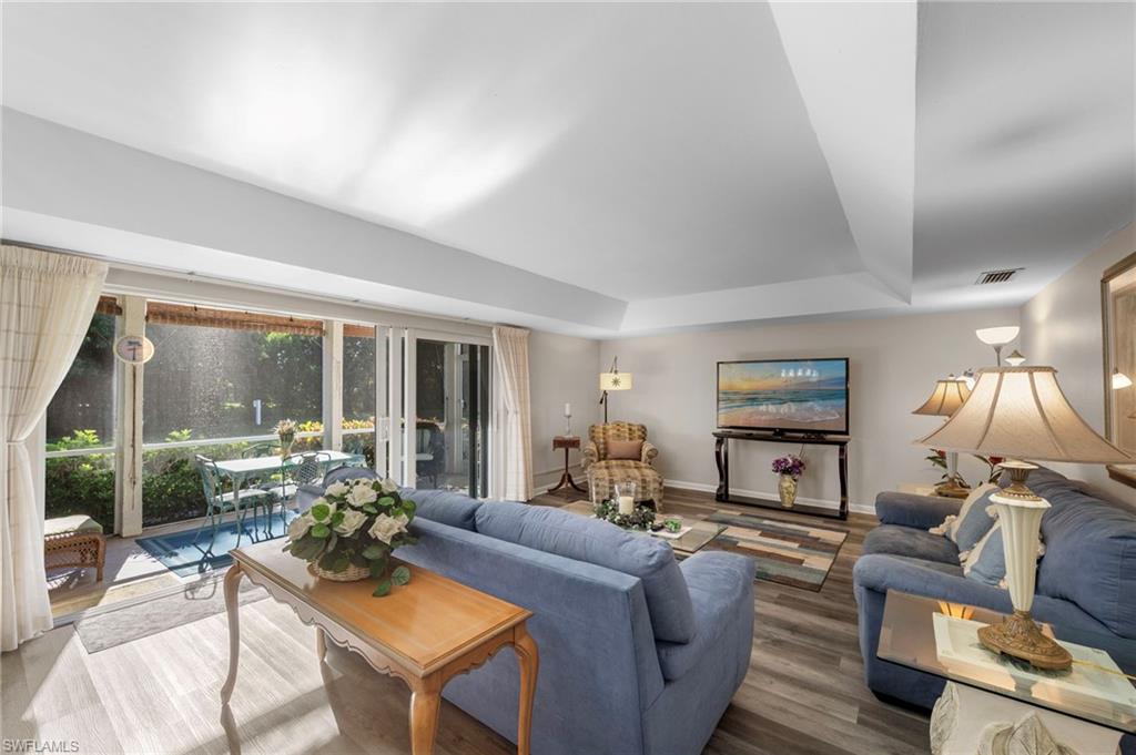 GLADES COUNTRY CLUB - Residential