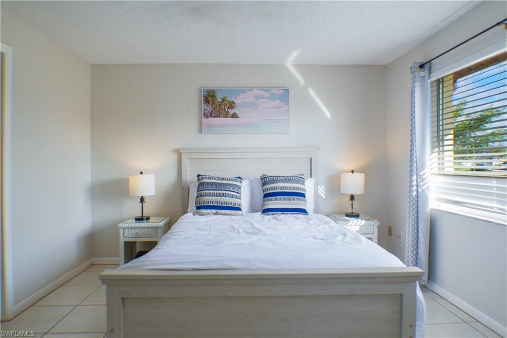 CAPE CORAL - Residential Income