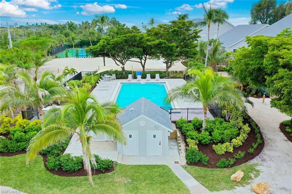 BEACH COTTAGES - Residential