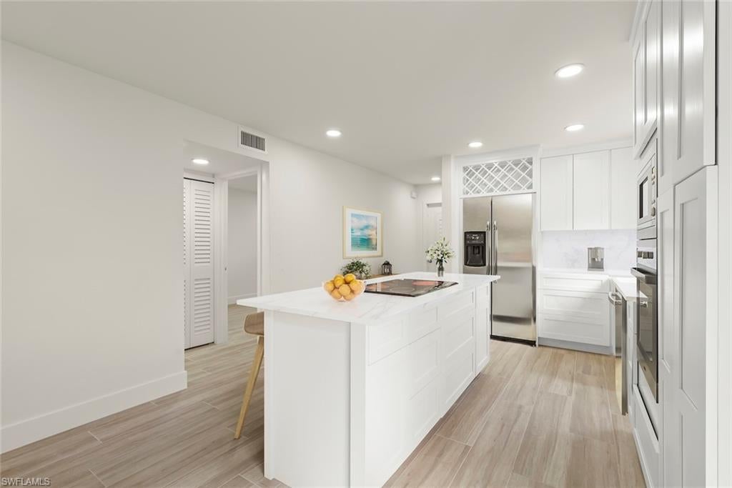 BEACH COTTAGES - Residential