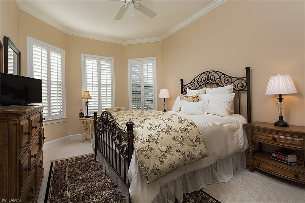 PEBBLE POINTE - Residential