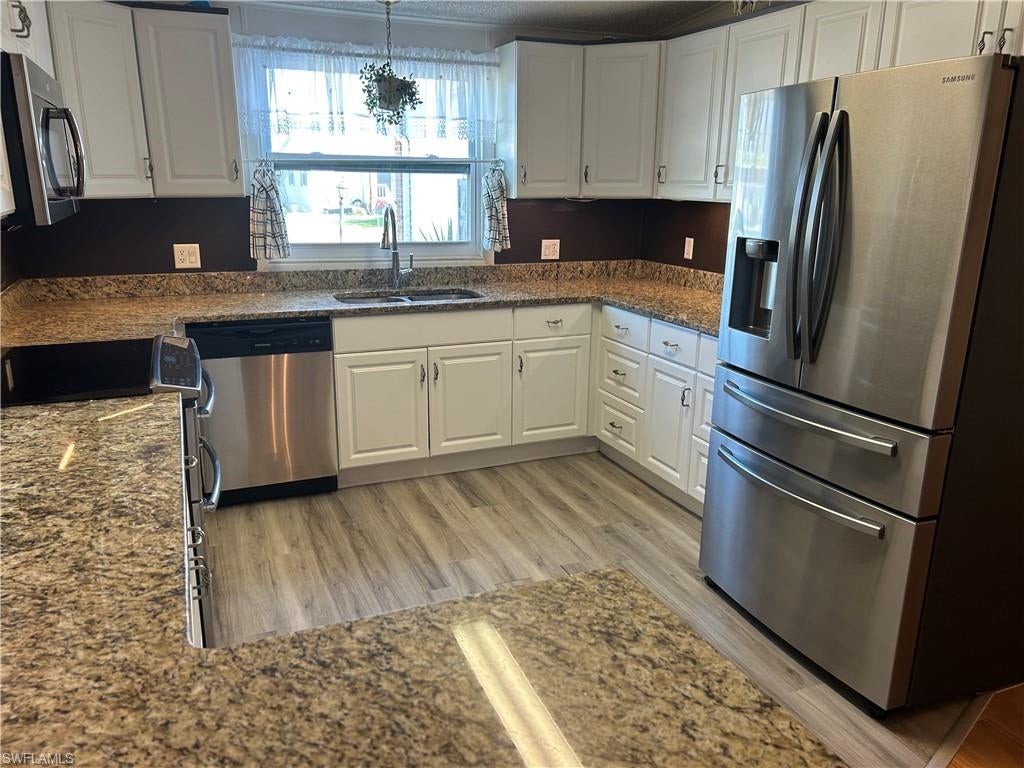 PINELAKE SUBDIVISION - Residential