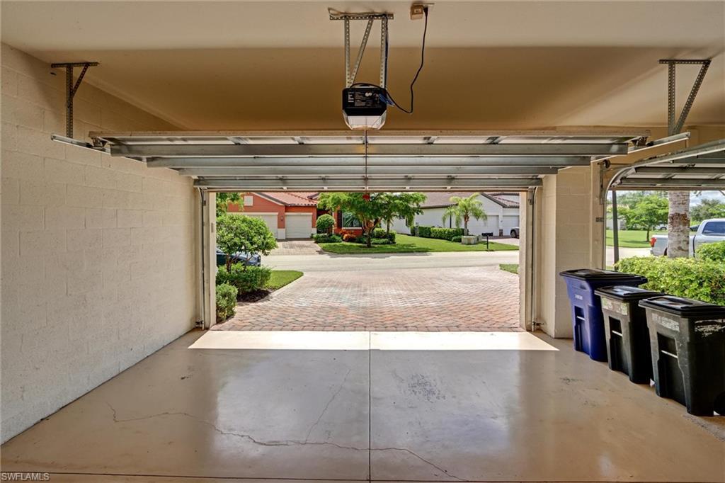 HAMPTON PARK - Residential