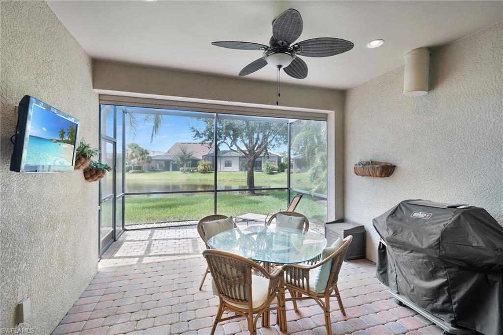 WINDING CYPRESS - Residential