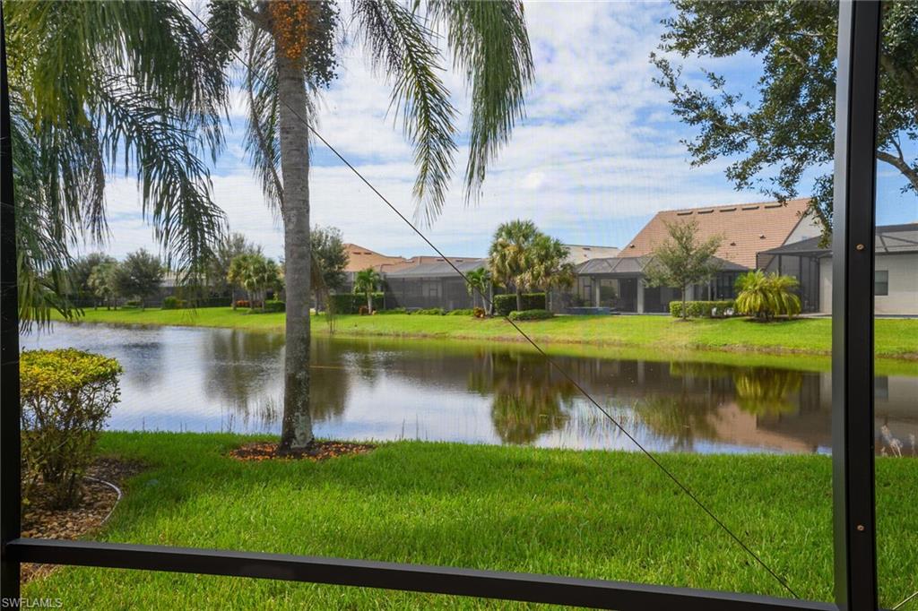 WINDING CYPRESS - Residential