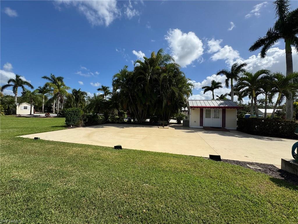 RIVERBEND MOTORCOACH RESORT - Land