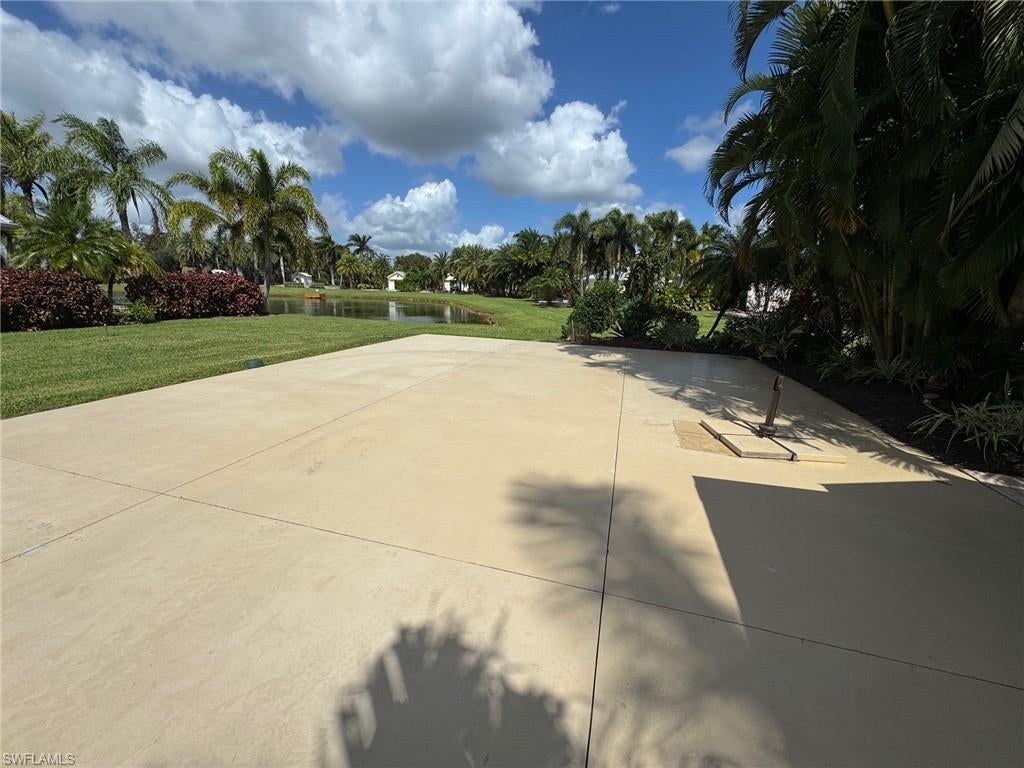 RIVERBEND MOTORCOACH RESORT - Land