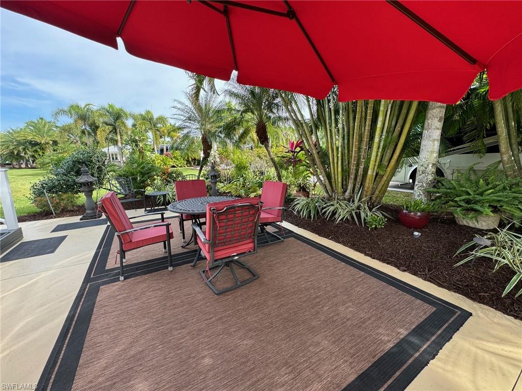 RIVERBEND MOTORCOACH RESORT - Land